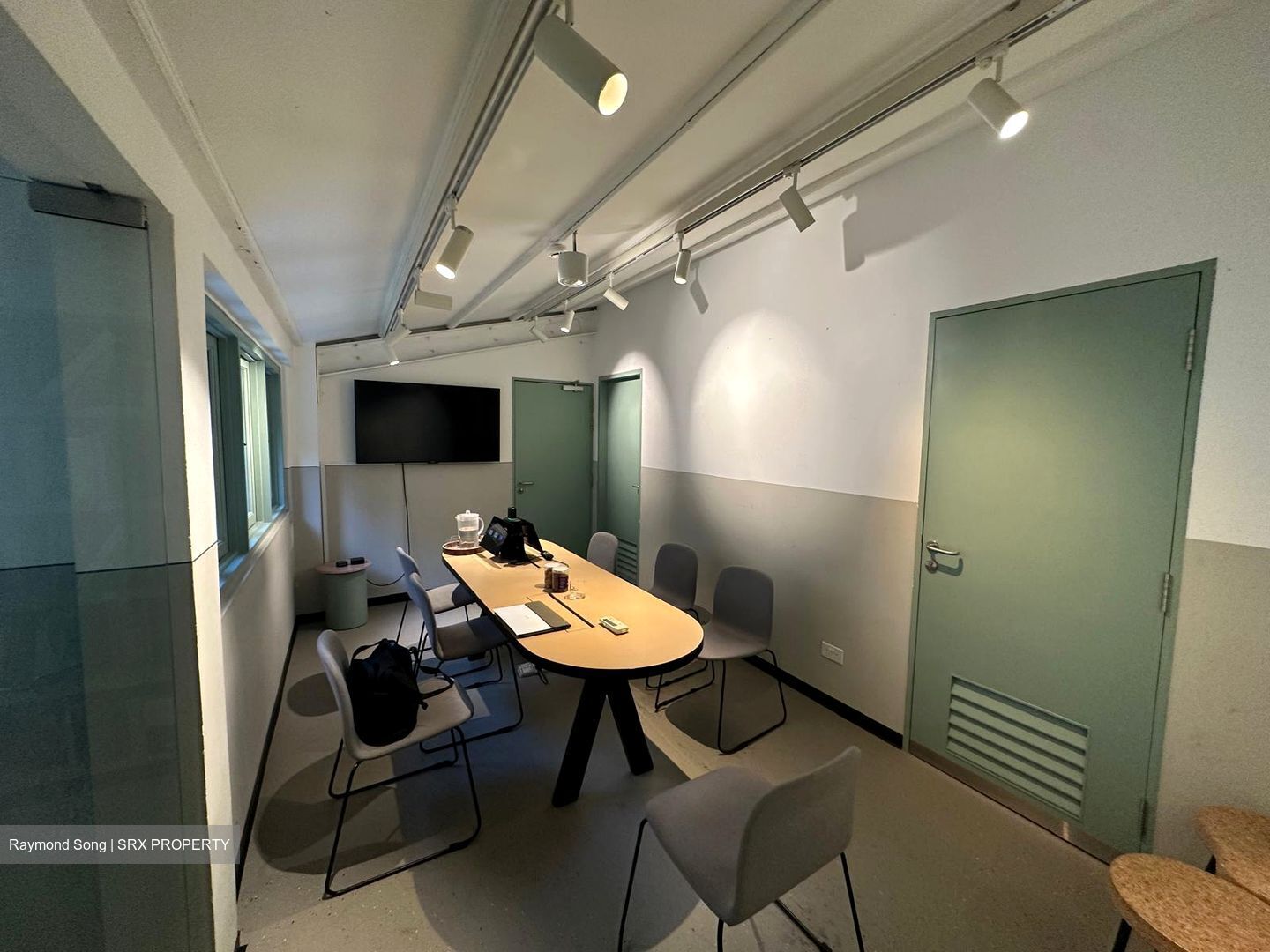 Beach Road (D7), Office #512010621
